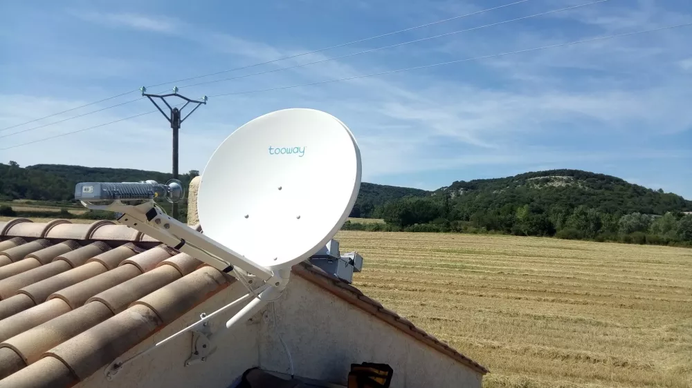 INSTALLATION D'ANTENNE TNT